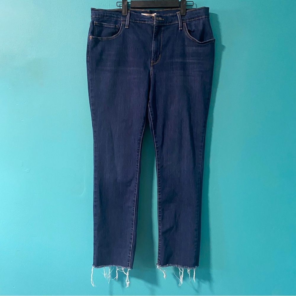 Levi’s Size 34 Dark Wash 724 High Rise Straight Distressed Hem Jeans